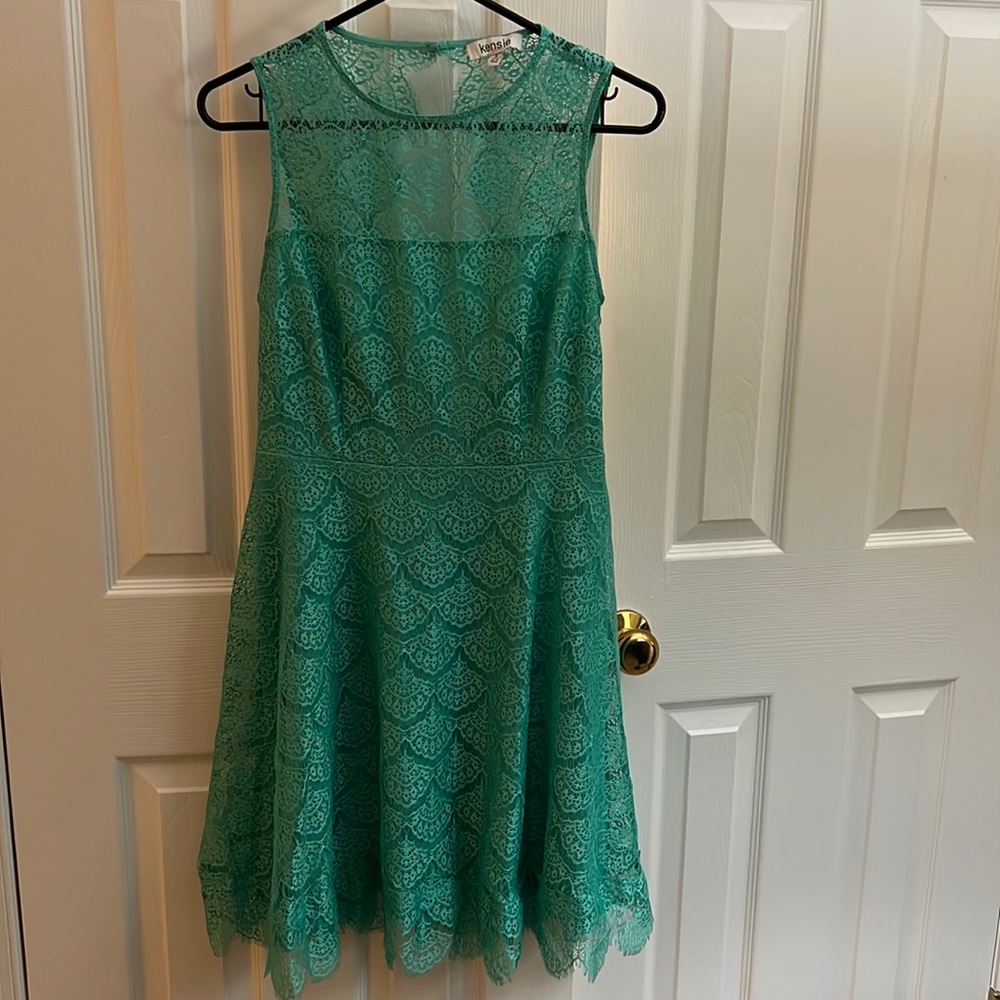Kensie Shara Lace Dress, size 4